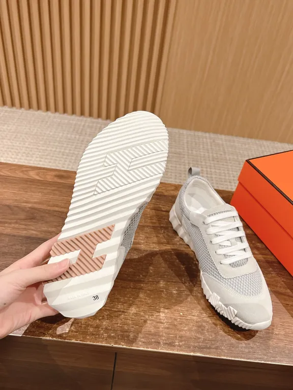 Hermes Shoe 